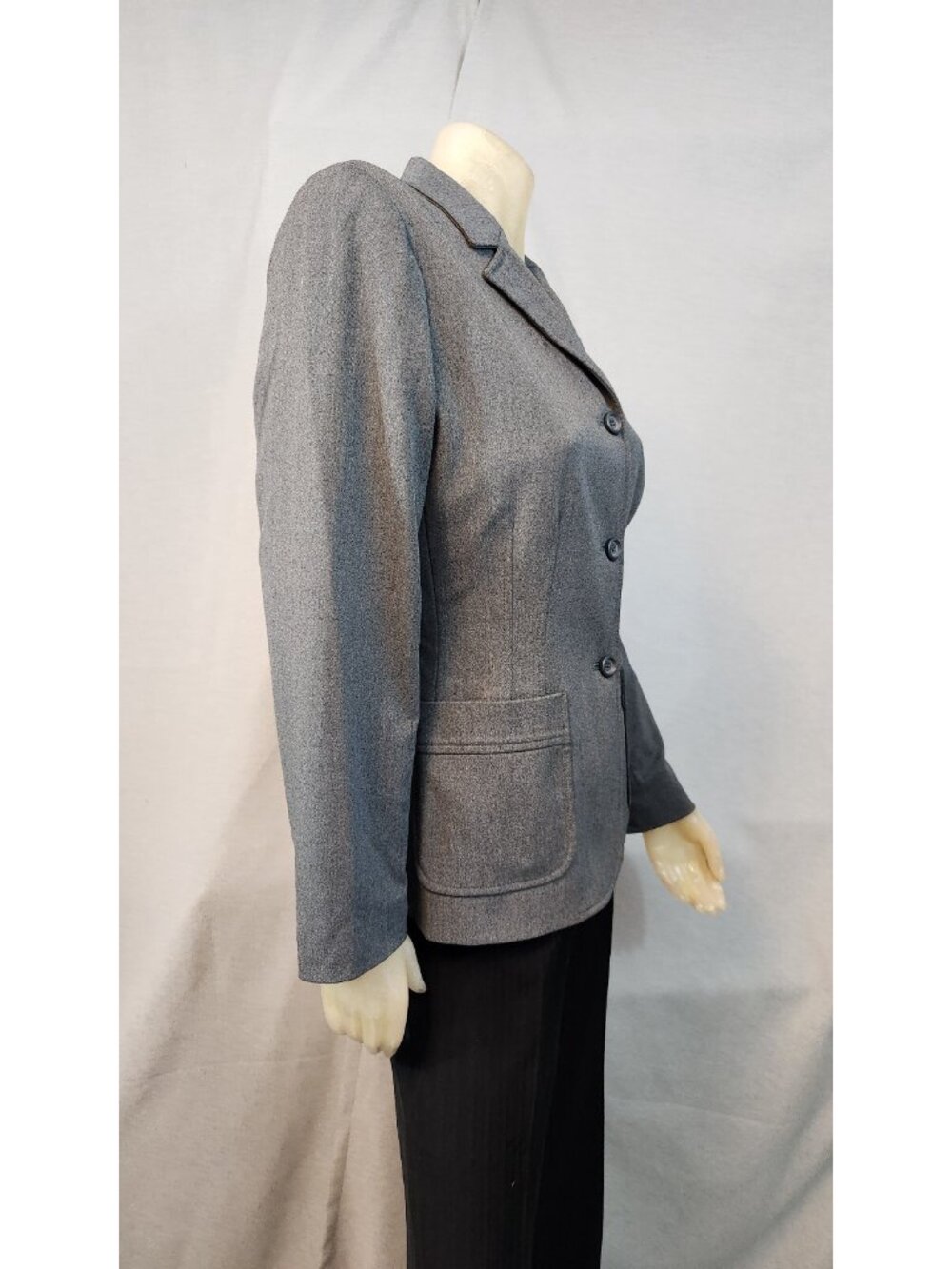 Express Grey Long Slv 3 Button Notch Blazer Jacket Top WOMENS Size 7 / 8 MEDIUM - Picture 3 of 6